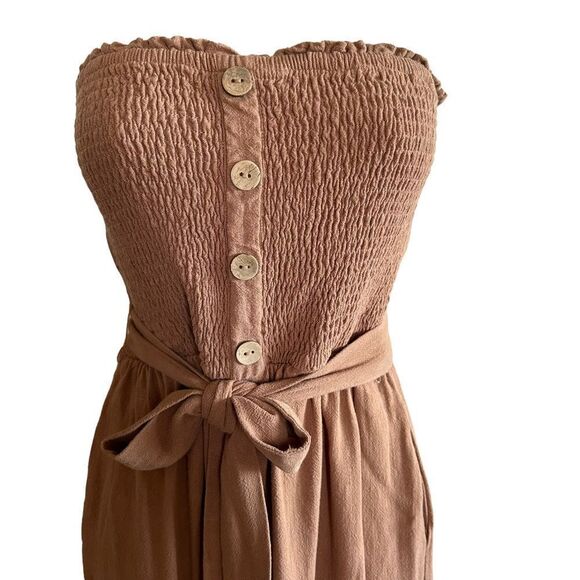 Allie Rose ~ Brown smocked strapless jumper ~ size M ~ cotton/linen blend - Picture 2 of 16